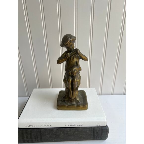 Vintage JB Jennings Brothers Brass Girl Rabbit Music Figurine. - Picture 4 of 10
